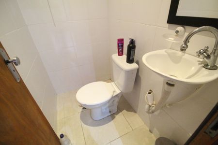 Casa de condomínio à venda com 90m², 3 quartos e 1 vagaLavabo