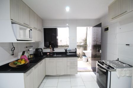 Casa de condomínio à venda com 90m², 3 quartos e 1 vagaCozinha