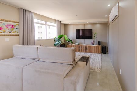 Apartamento à venda com 190m², 3 quartos e 3 vagasSala 2