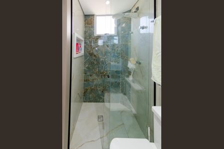 Apartamento à venda com 190m², 3 quartos e 3 vagasBanheiro suíte