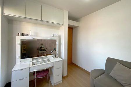 Apartamento à venda com 188m², 4 quartos e 4 vagas Apartamento à venda com 188m², 4 quartos e 4 vagasQuarto 1