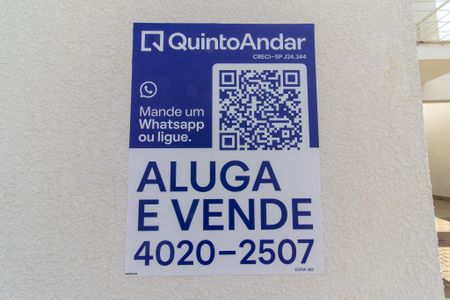 Casa de condomínio à venda com 194m², 3 quartos e 2 vagas Casa de condomínio à venda com 194m², 3 quartos e 2 vagasPlaca