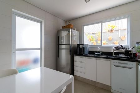 Casa de condomínio à venda com 194m², 3 quartos e 2 vagas Casa de condomínio à venda com 194m², 3 quartos e 2 vagasCozinha