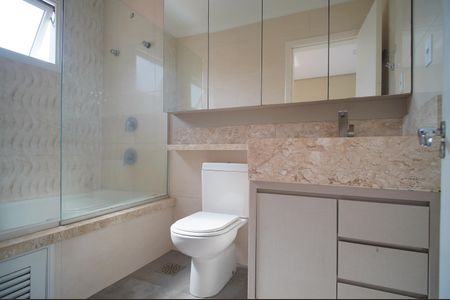 Casa de condomínio à venda com 100m², 3 quartos e 3 vagasBanheiro da Suíte