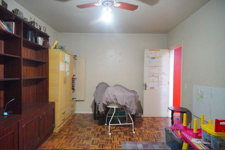 Casa à venda com 312m², 4 quartos e 2 vagasQuarto 1