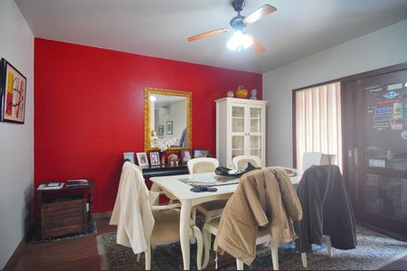 Casa à venda com 312m², 4 quartos e 2 vagasSala de Jantar