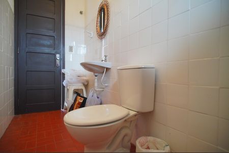 Casa à venda com 312m², 4 quartos e 2 vagasBanheiro de Serviço