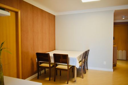 Apartamento à venda com 105m², 3 quartos e 3 vagas Apartamento à venda com 105m², 3 quartos e 3 vagasSala