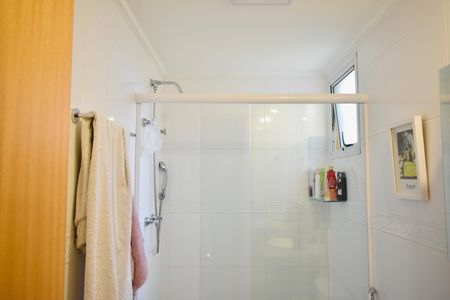 Apartamento à venda com 105m², 3 quartos e 3 vagas Apartamento à venda com 105m², 3 quartos e 3 vagasBanheiro da Suíte