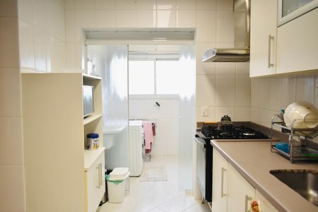 Apartamento à venda com 105m², 3 quartos e 3 vagas Apartamento à venda com 105m², 3 quartos e 3 vagasCozinha