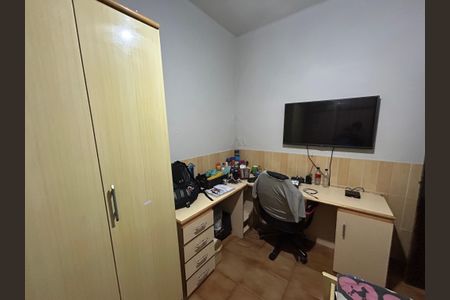 Casa à venda com 70m², 4 quartos e 1 vagaQuarto 3