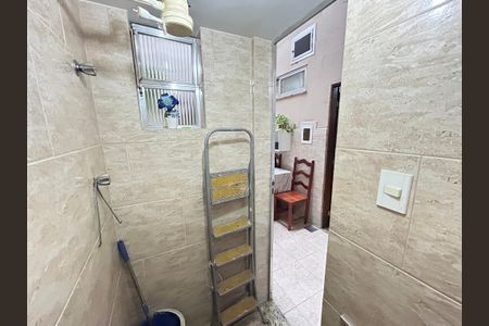 Casa à venda com 70m², 4 quartos e 1 vagaLavabo