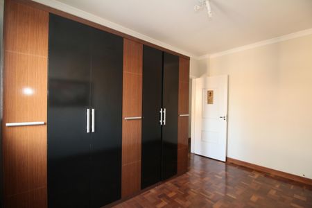 Apartamento à venda com 64m², 2 quartos e 1 vagaQuarto 2