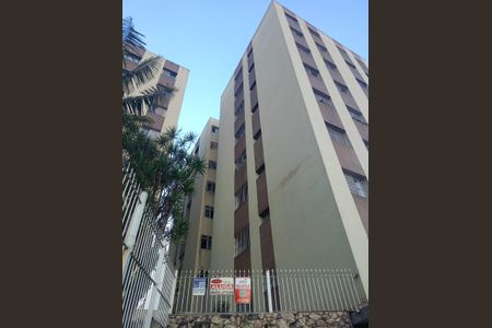 Apartamento à venda com 64m², 2 quartos e 1 vaga Apartamento à venda com 64m², 2 quartos e 1 vagaFachada