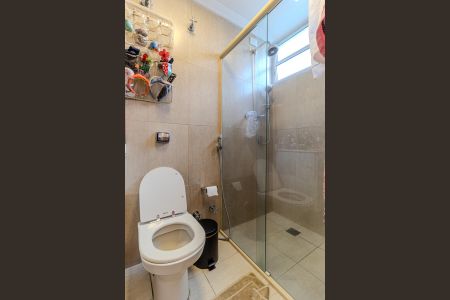 Apartamento à venda com 111m², 2 quartos e 1 vaga Apartamento à venda com 111m², 2 quartos e 1 vagaBanheiro da Suíte 1