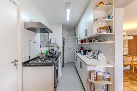 Apartamento à venda com 111m², 2 quartos e 1 vaga Apartamento à venda com 111m², 2 quartos e 1 vagaCozinha