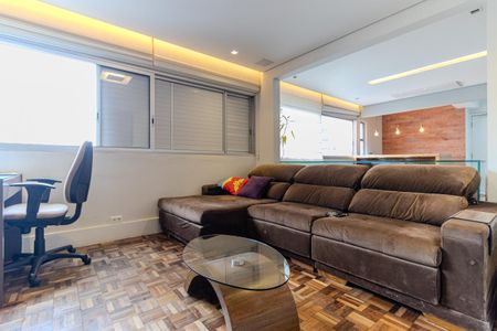 Apartamento à venda com 111m², 2 quartos e 1 vaga Apartamento à venda com 111m², 2 quartos e 1 vagaSala