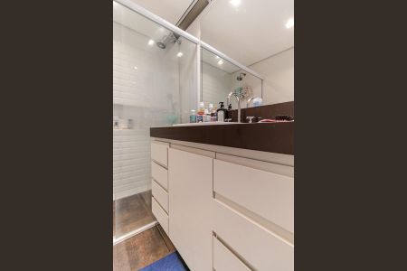 Apartamento à venda com 111m², 2 quartos e 1 vaga Apartamento à venda com 111m², 2 quartos e 1 vagaBanheiro da Suíte 2