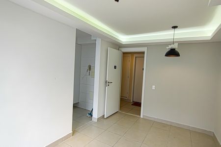 Sala de apartamento à venda com 2 quartos, 54m² em Jacarepaguá, Rio de Janeiro