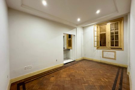 Apartamento para alugar com 80m², 2 quartos e sem vagaSala