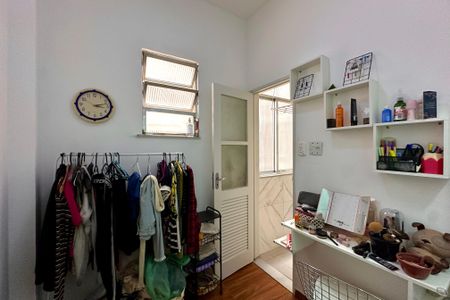 Apartamento à venda com 72m², 2 quartos e sem vaga Apartamento à venda com 72m², 2 quartos e sem vagaQuarto de serviço