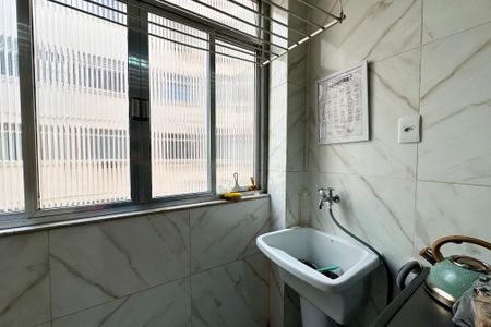 Apartamento à venda com 72m², 2 quartos e sem vaga Apartamento à venda com 72m², 2 quartos e sem vagaÁrea de Serviço