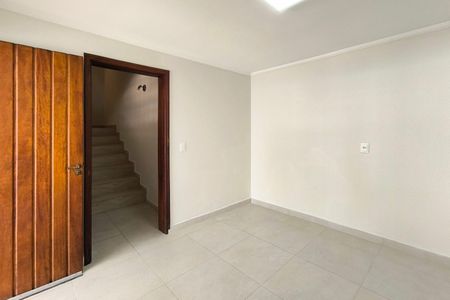Casa de condomínio à venda com 357m², 4 quartos e 2 vagas Casa de condomínio à venda com 357m², 4 quartos e 2 vagasQuarto de Serviço