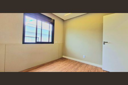 Casa de condomínio à venda com 525m², 4 quartos e 3 vagas Casa de condomínio à venda com 525m², 4 quartos e 3 vagasSuíte 4