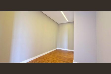 Casa de condomínio à venda com 525m², 4 quartos e 3 vagas Casa de condomínio à venda com 525m², 4 quartos e 3 vagasClosed suíte 1