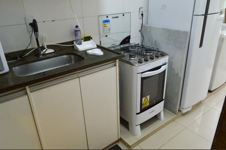 Apartamento à venda com 48m², 2 quartos e 1 vaga Apartamento à venda com 48m², 2 quartos e 1 vagaCozinha