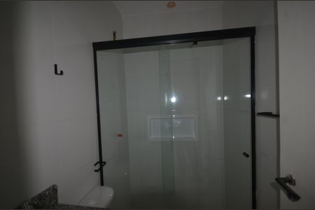 Apartamento para alugar com 60m², 2 quartos e sem vagaBanheiro social 1