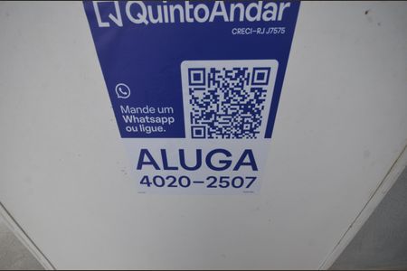 Apartamento para alugar com 60m², 2 quartos e sem vagaPlaca instalada