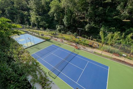 Apartamento à venda com 330m², 3 quartos e 5 vagas Apartamento à venda com 330m², 3 quartos e 5 vagasQuadra Esportiva