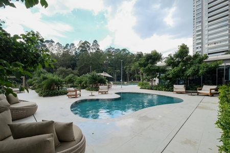 Apartamento à venda com 330m², 3 quartos e 5 vagas Apartamento à venda com 330m², 3 quartos e 5 vagasPiscina