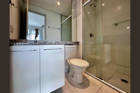 Studio à venda com 40m², 0 quarto e 1 vaga Studio à venda com 40m², 0 quarto e 1 vagaBanheiro