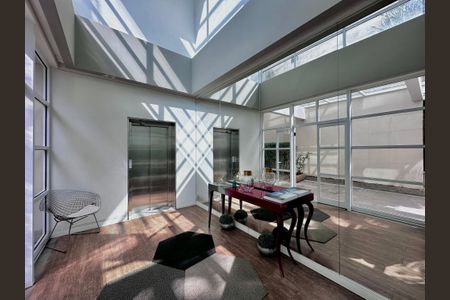 Studio à venda com 40m², 0 quarto e 1 vaga Studio à venda com 40m², 0 quarto e 1 vagaHall Entrada