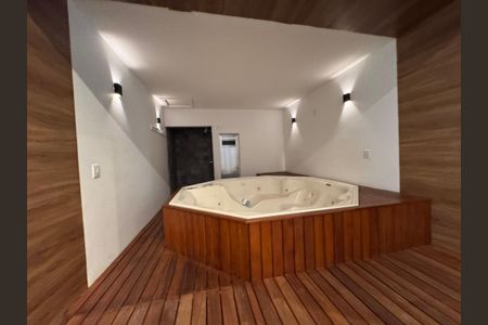 Apartamento para alugar com 93m², 2 quartos e 1 vaga Apartamento para alugar com 93m², 2 quartos e 1 vagaÁrea comum - Hidromassagem