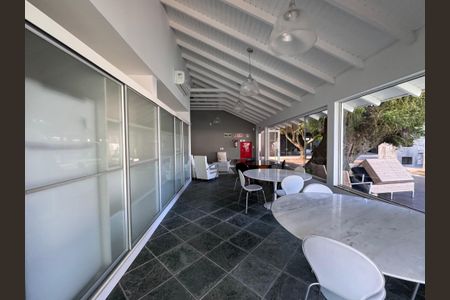 Apartamento para alugar com 104m², 2 quartos e 2 vagas Apartamento para alugar com 104m², 2 quartos e 2 vagasÁrea comum