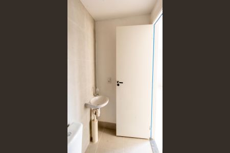 Apartamento para alugar com 39m², 2 quartos e sem vagaBanheiro