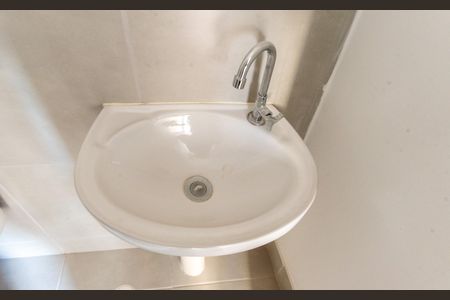 Apartamento para alugar com 39m², 2 quartos e sem vagaBanheiro