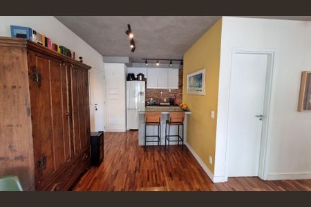 Foto 06 de apartamento à venda com 2 quartos, 70m² em Pinheiros, São Paulo