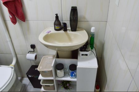 Banheiro de kitnet/studio à venda com 1 quarto, 80m² em Jacarepaguá, Rio de Janeiro