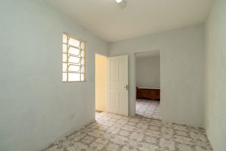 Casa para alugar com 70m², 4 quartos e 1 vaga Casa para alugar com 70m², 4 quartos e 1 vagaQuarto de Serviço