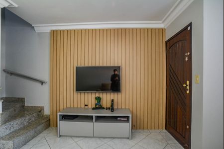 Casa à venda com 116m², 3 quartos e 3 vagasSala
