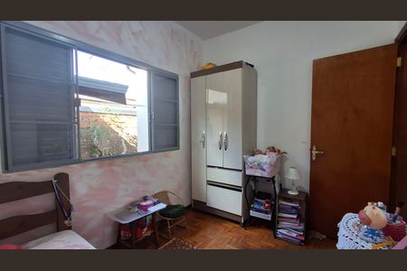 Casa à venda com 132m², 3 quartos e 3 vagas Casa à venda com 132m², 3 quartos e 3 vagasQuarto 3