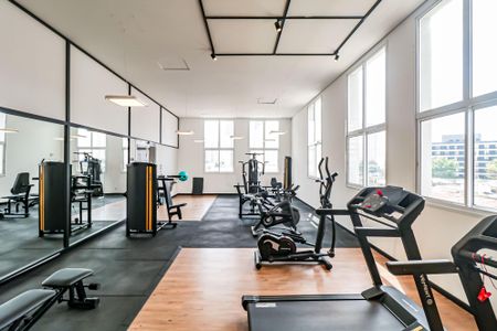 Apartamento à venda com 94m², 3 quartos e 2 vagas Apartamento à venda com 94m², 3 quartos e 2 vagasÁrea comum - Academia