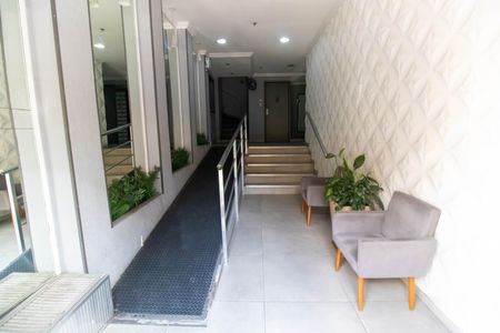Apartamento à venda com 80m², 2 quartos e sem vaga Apartamento à venda com 80m², 2 quartos e sem vagaPortaria