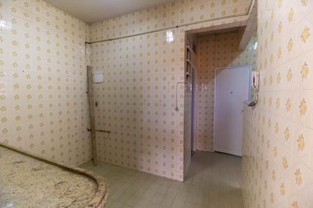 Apartamento à venda com 80m², 2 quartos e sem vaga Apartamento à venda com 80m², 2 quartos e sem vagaCozinha