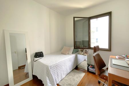 Apartamento à venda com 95m², 3 quartos e 2 vagas Apartamento à venda com 95m², 3 quartos e 2 vagasQuarto 2