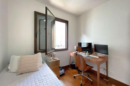 Apartamento à venda com 95m², 3 quartos e 2 vagas Apartamento à venda com 95m², 3 quartos e 2 vagasQuarto 2